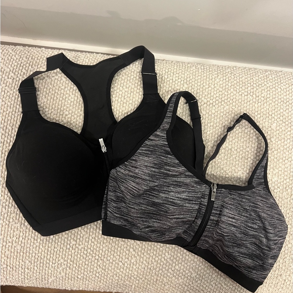 Black and Gray Victoria’s Secret Women's Sports Bras